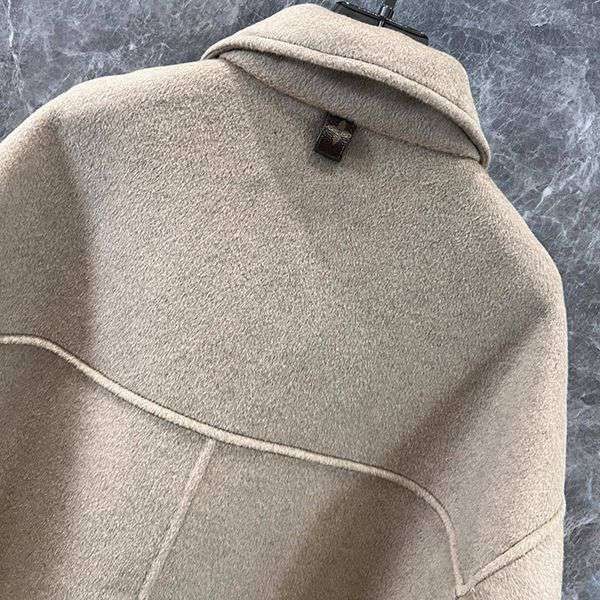 ルイヴィトン モノグラムアクセントダッフルコート 偽物 1AFFO5